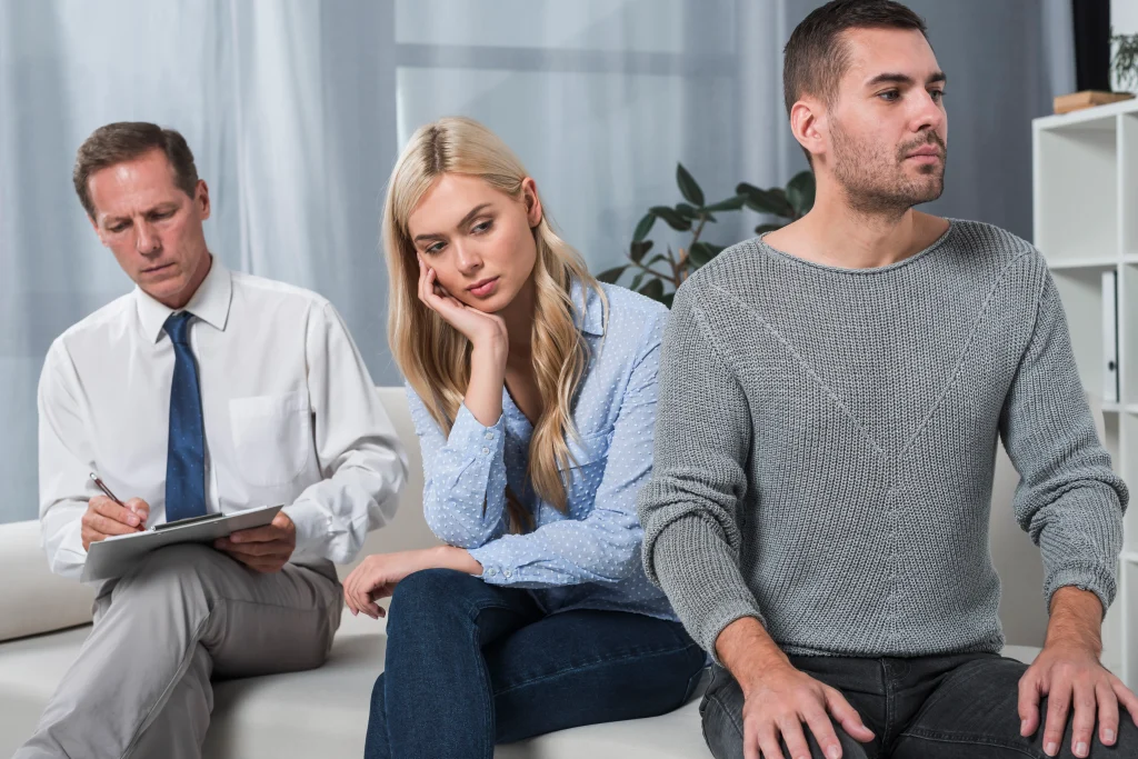 Couple with a therapist who would like to know more about family law